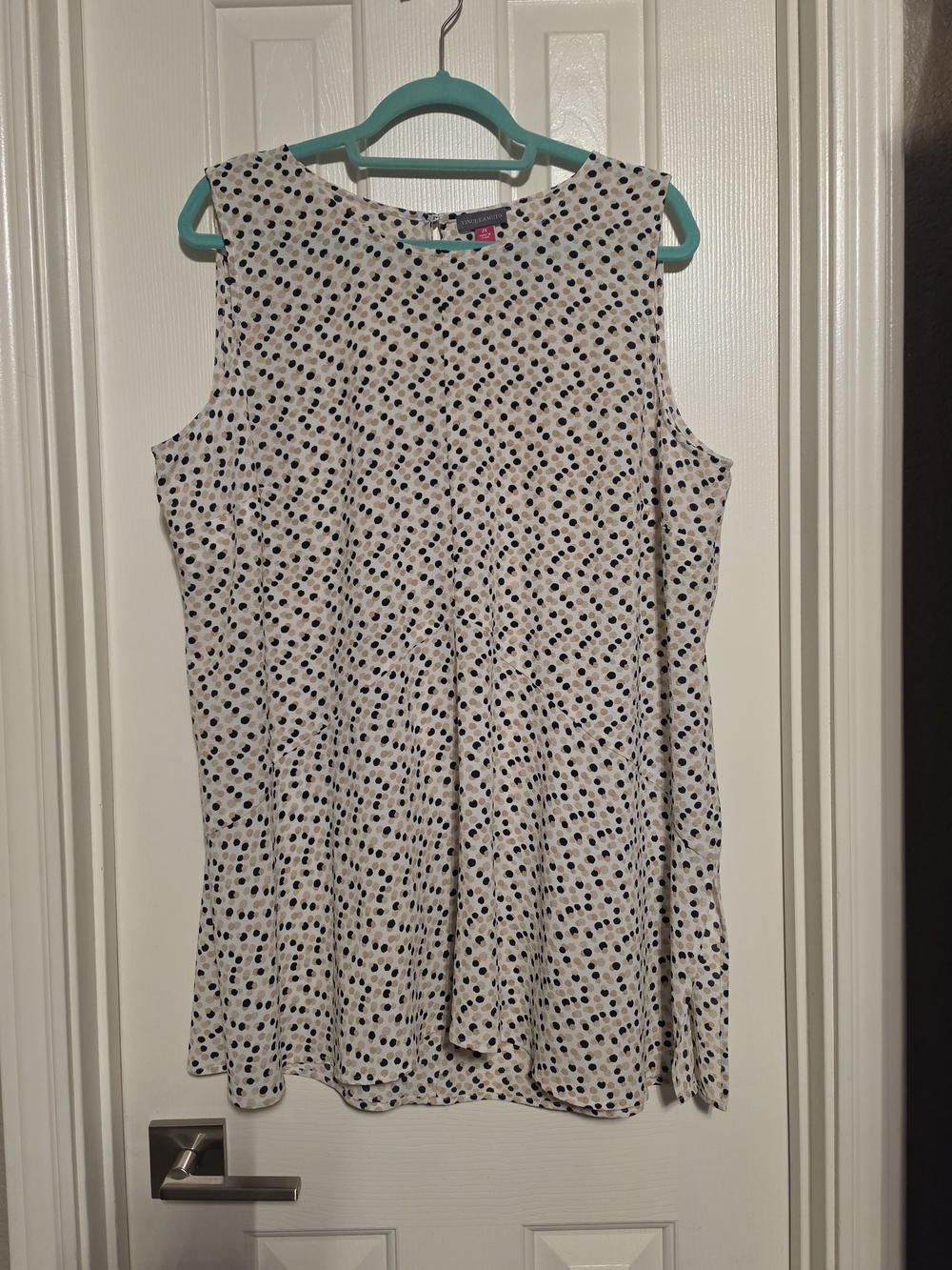 Vince Camuto Cream Sleeveless Polka Dot Top
